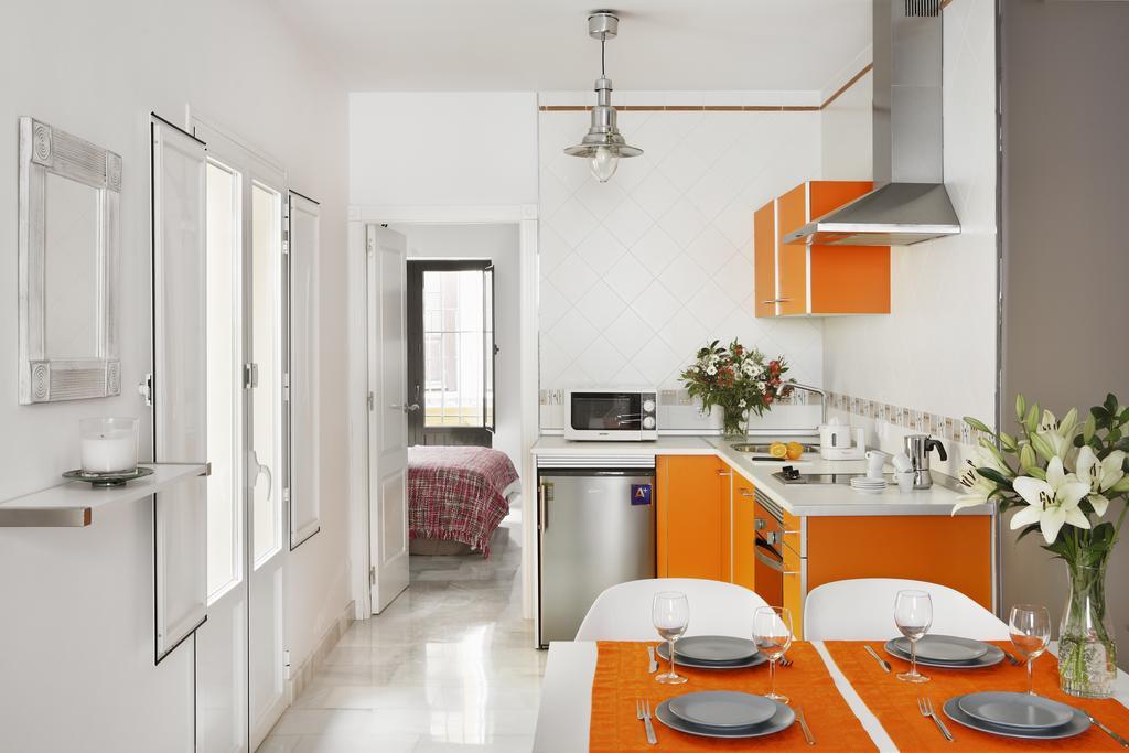 Apartamentos Mariscal Seville Room photo